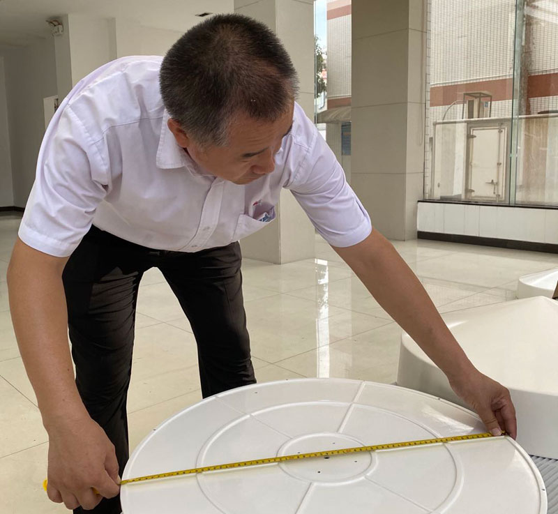 飛機(jī)天線罩正反面圖尺寸測量