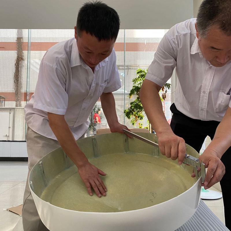 飛機(jī)天線罩卡尺檢測厚度